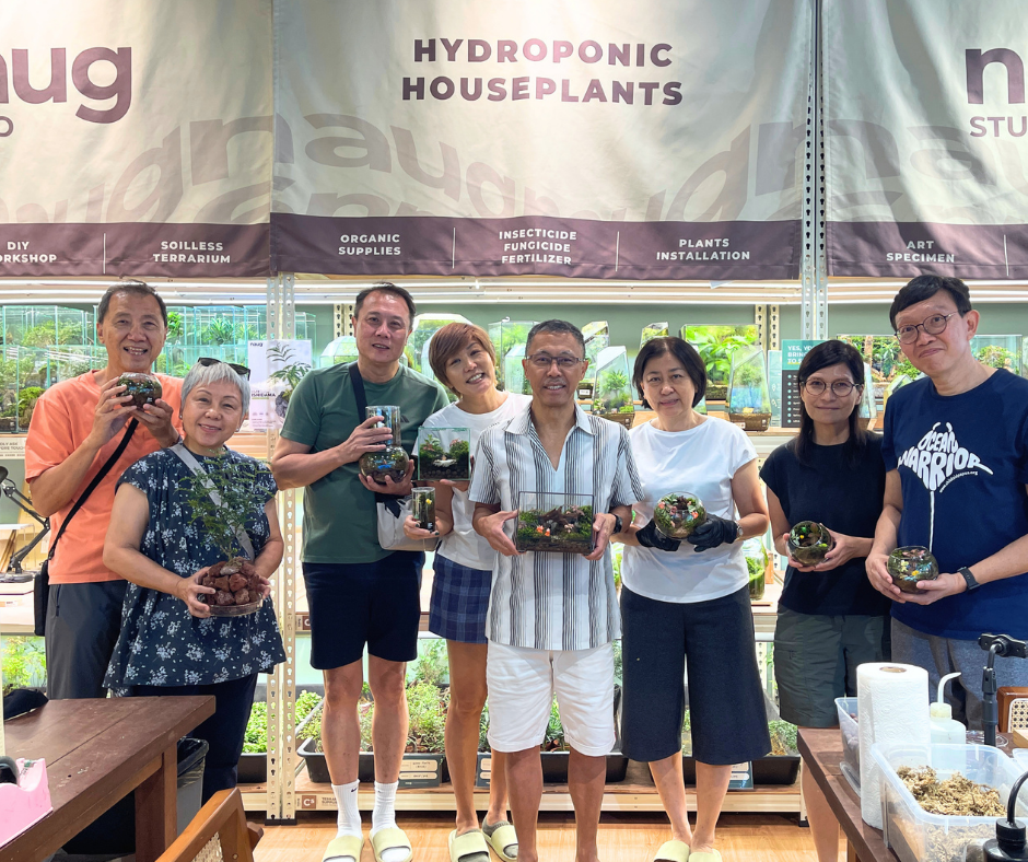 Terrarium Workshop: A Family That Plants Together