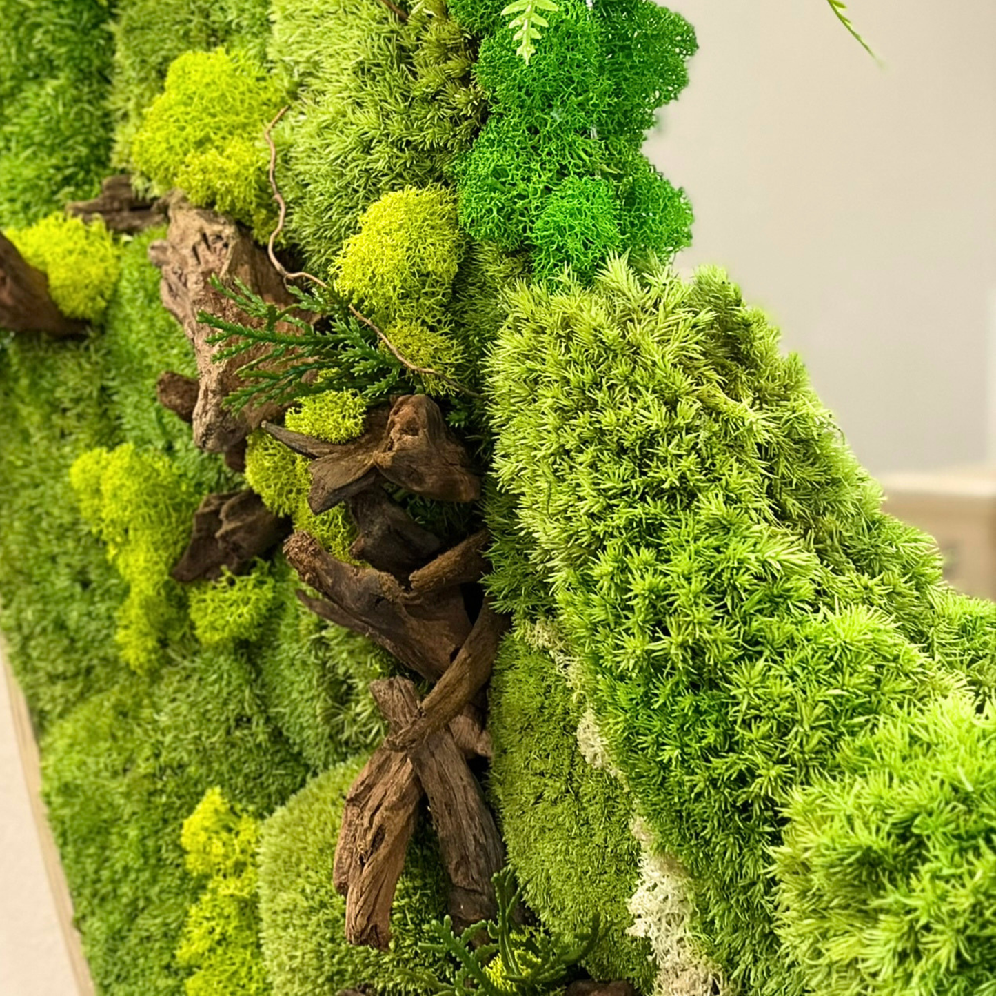 Preserved Moss Frame with mirror 90CM